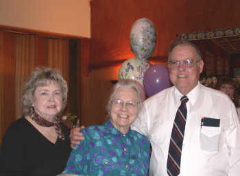 Darlene, Mom and Darrell 04/18/2004